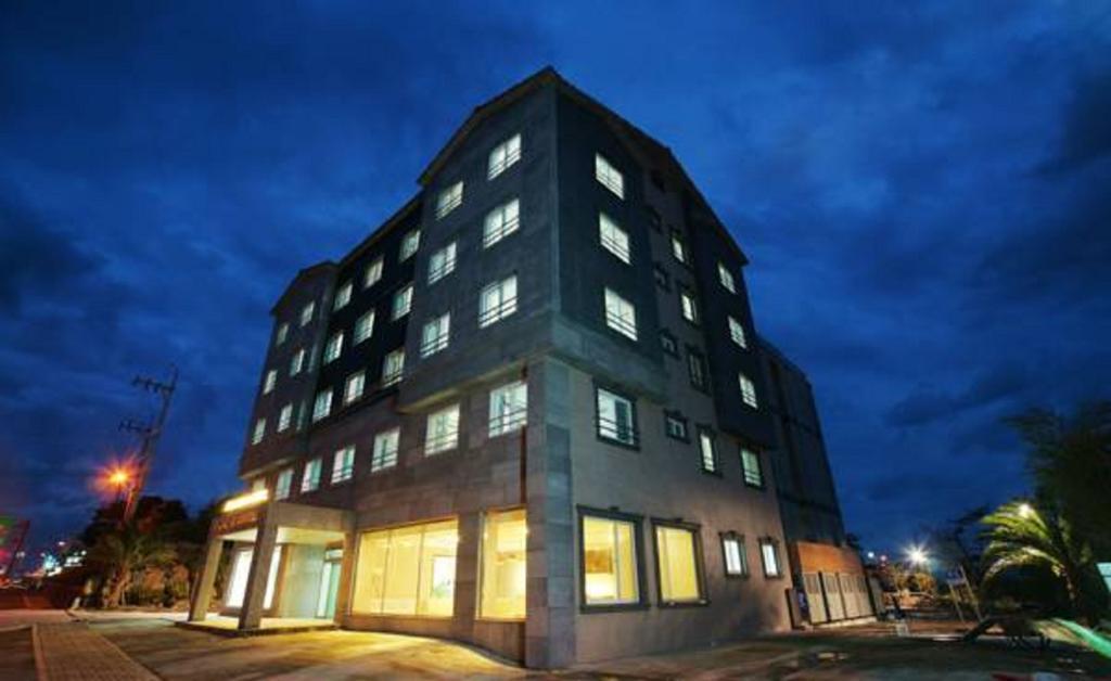 Seongsan Aqua Beach Hotel Seogwipo Ngoại thất bức ảnh
