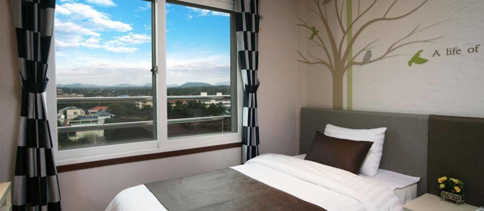 Seongsan Aqua Beach Hotel Seogwipo Ngoại thất bức ảnh