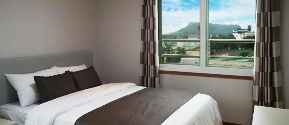 Seongsan Aqua Beach Hotel Seogwipo Ngoại thất bức ảnh